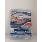 Greenlight 1:64 Dodge Ram D-350 with Drop-In Tow Hook 1993 Gulf